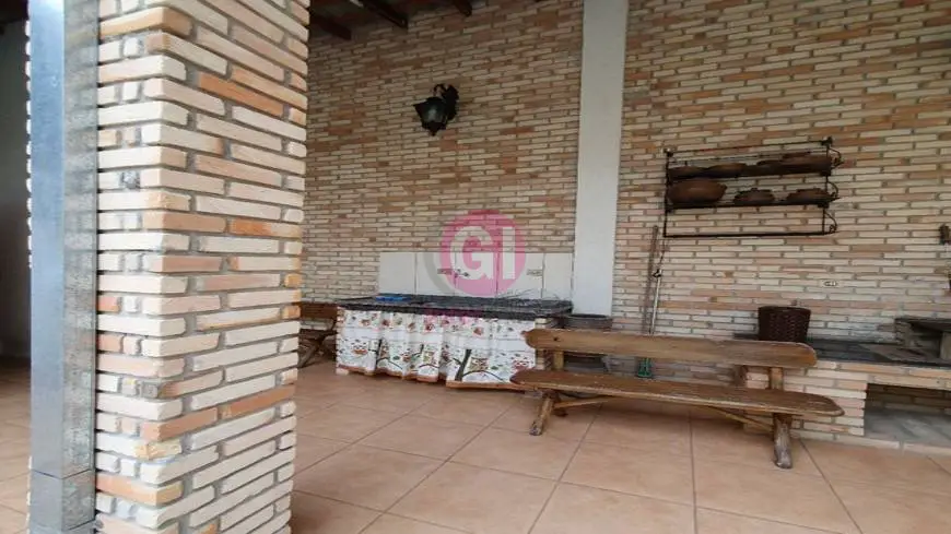 Foto 1 de Casa com 4 Quartos para alugar, 260m² em Jardim Satélite, São José dos Campos