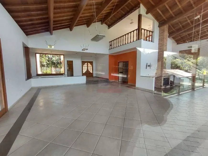 Foto 1 de Casa de Condomínio com 5 Quartos para alugar, 660m² em Bairro do Carmo, São Roque