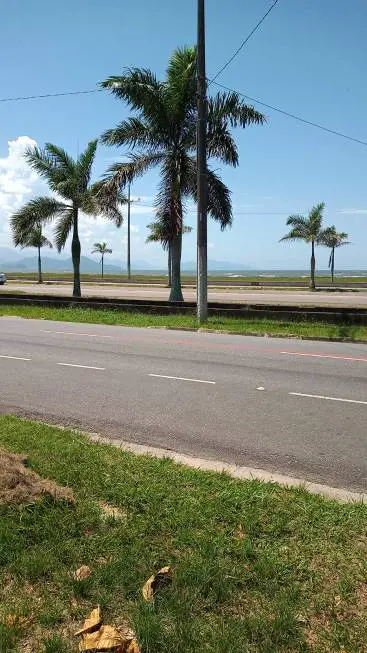 Foto 4 de Lote/Terreno à venda, 500m² em Praia Das Palmeiras, Caraguatatuba