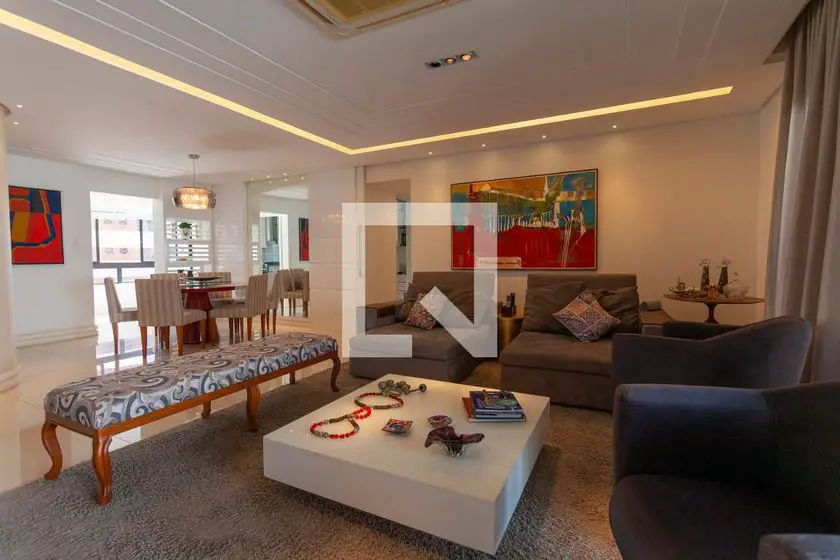 Foto 1 de Apartamento com 2 Quartos para alugar, 172m² em Candeal, Salvador
