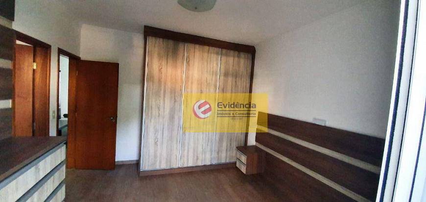 Foto 2 de Apartamento com 3 Quartos à venda, 80m² em Pinheirinho, Santo André