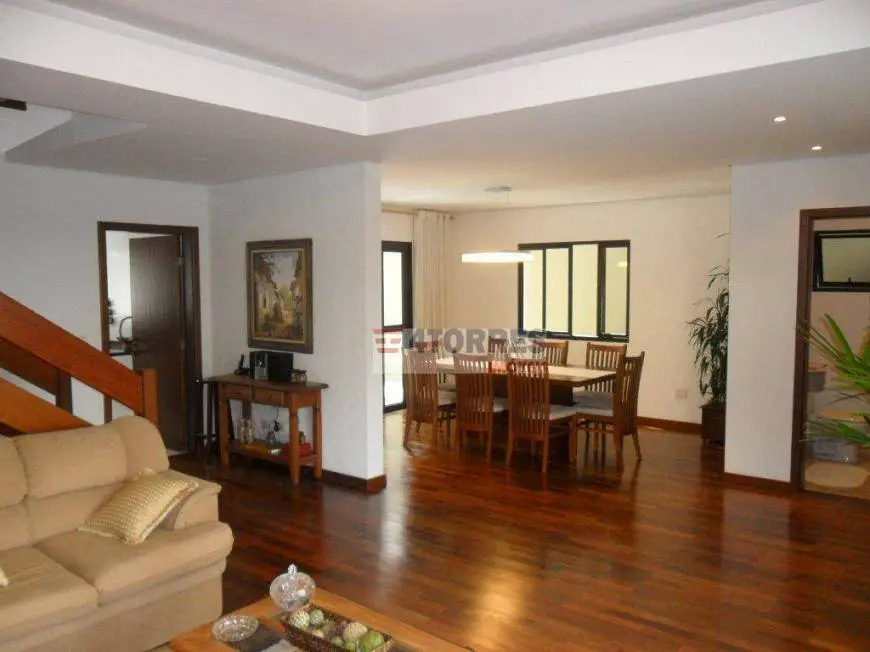 Foto 1 de Casa com 3 Quartos à venda, 253m² em Lar São Paulo, São Paulo