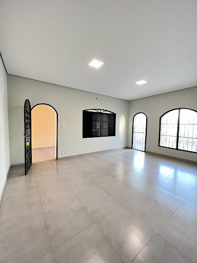 Foto 5 de Casa com 4 Quartos à venda, 250m² em Boa Esperança, Cuiabá