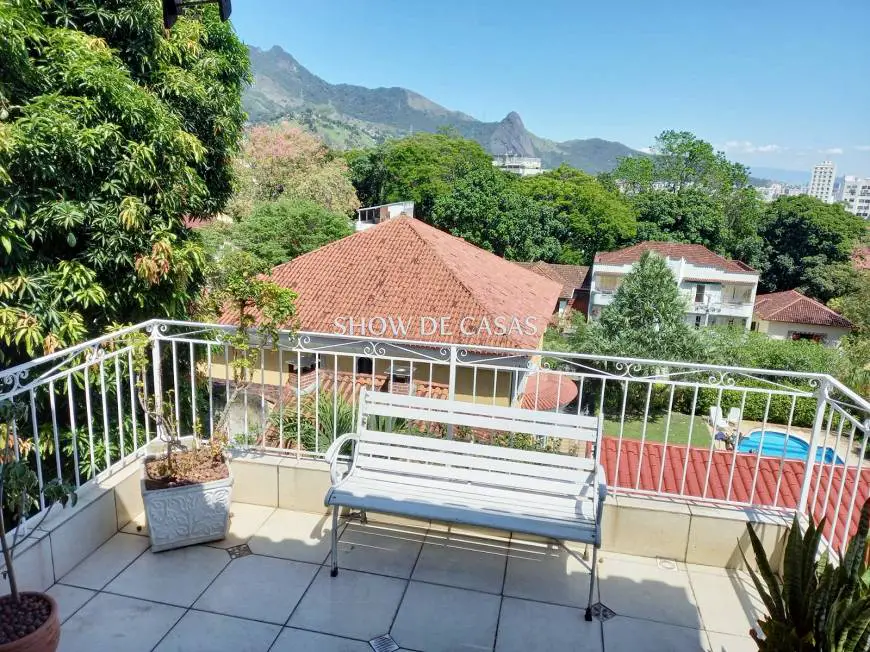 Foto 1 de Casa de Condomínio com 4 Quartos à venda, 250m² em Tijuca, Rio de Janeiro