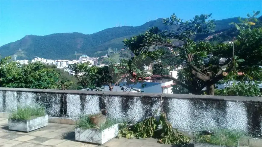 Foto 1 de Cobertura com 5 Quartos à venda, 180m² em Grajaú, Rio de Janeiro