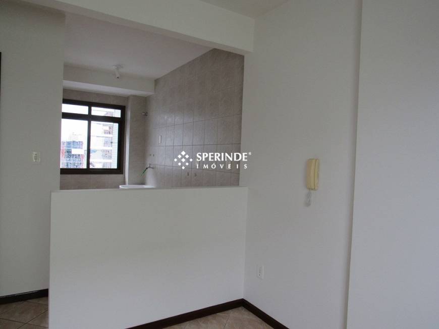 Foto 1 de Apartamento com 1 Quarto para alugar, 40m² em São Pelegrino, Caxias do Sul