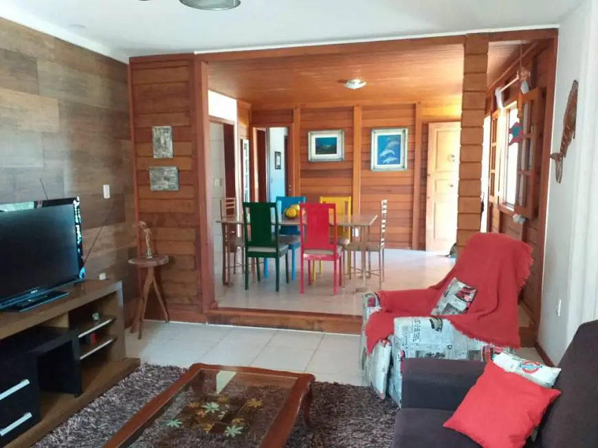 Foto 4 de Casa com 2 Quartos à venda, 880m² em Ponta da Fruta, Vila Velha
