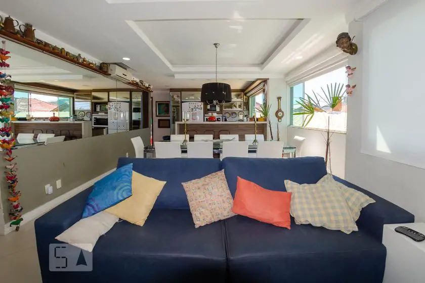 Foto 5 de Casa com 3 Quartos para alugar, 300m² em Santinho, Florianópolis