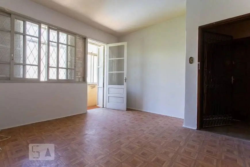 Foto 1 de Apartamento com 1 Quarto para alugar, 58m² em Santo Antônio, Porto Alegre