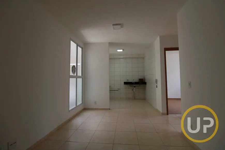 Foto 4 de Apartamento com 2 Quartos para alugar, 42m² em Chácaras Reunidas Santa Terezinha, Contagem