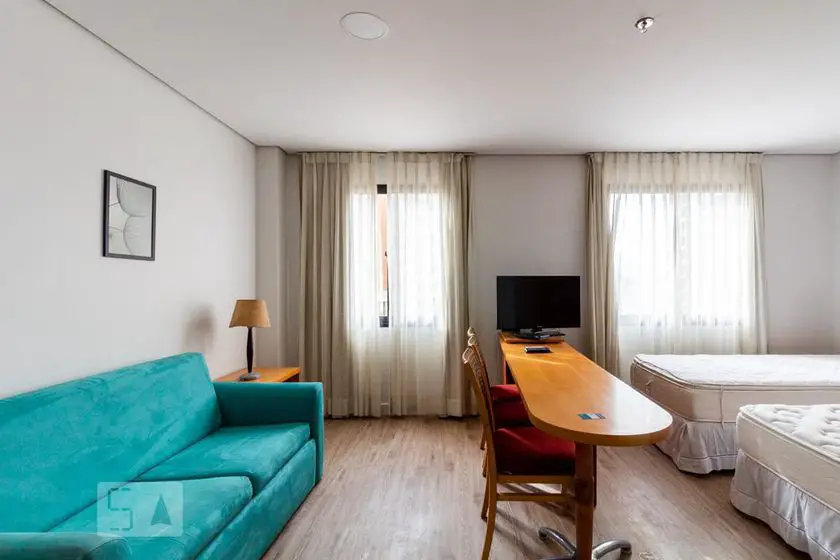 Foto 3 de Apartamento com 2 Quartos para alugar, 45m² em Moema, São Paulo