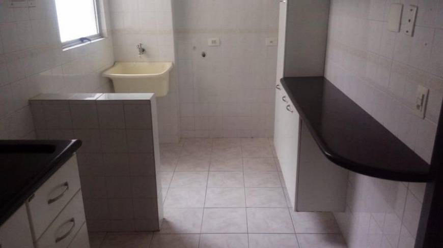 Foto 2 de Apartamento com 2 Quartos à venda, 54m² em Xaxim, Curitiba