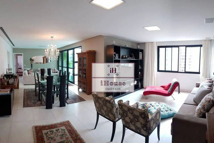 Foto 1 de Apartamento com 3 Quartos para alugar, 263m² em Belvedere, Belo Horizonte