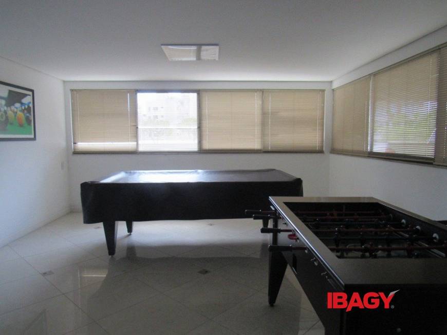 Foto 3 de Apartamento com 3 Quartos para alugar, 97m² em Canto, Florianópolis