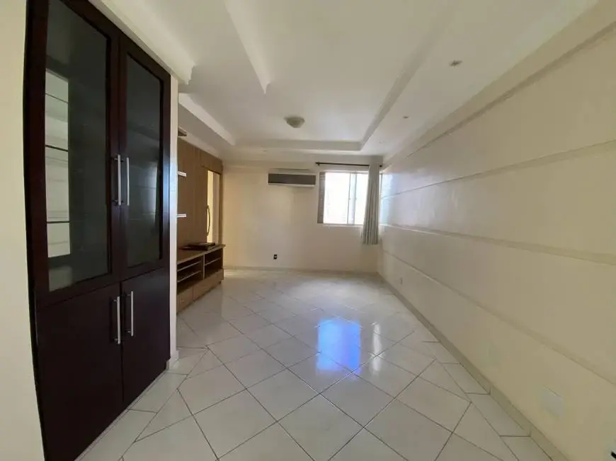 Foto 1 de Apartamento com 3 Quartos para alugar, 90m² em Quilombo, Cuiabá