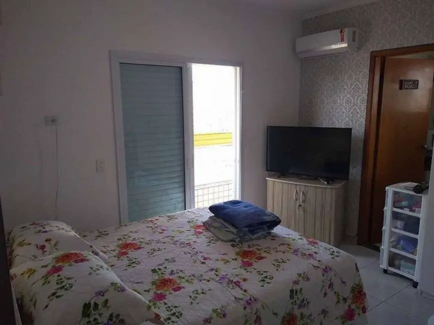 Foto 3 de Apartamento com 3 Quartos à venda, 114m² em Vila Tupi, Praia Grande