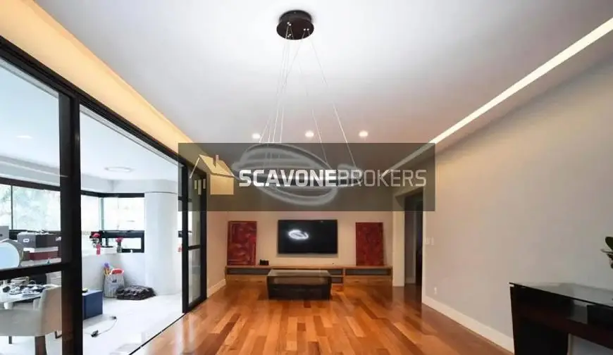 Foto 1 de Apartamento com 4 Quartos à venda, 226m² em Villaggio Panamby, São Paulo