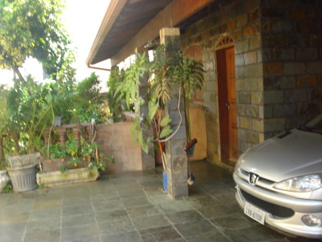 Foto 4 de Casa com 7 Quartos à venda, 202m² em Ouro Preto, Belo Horizonte