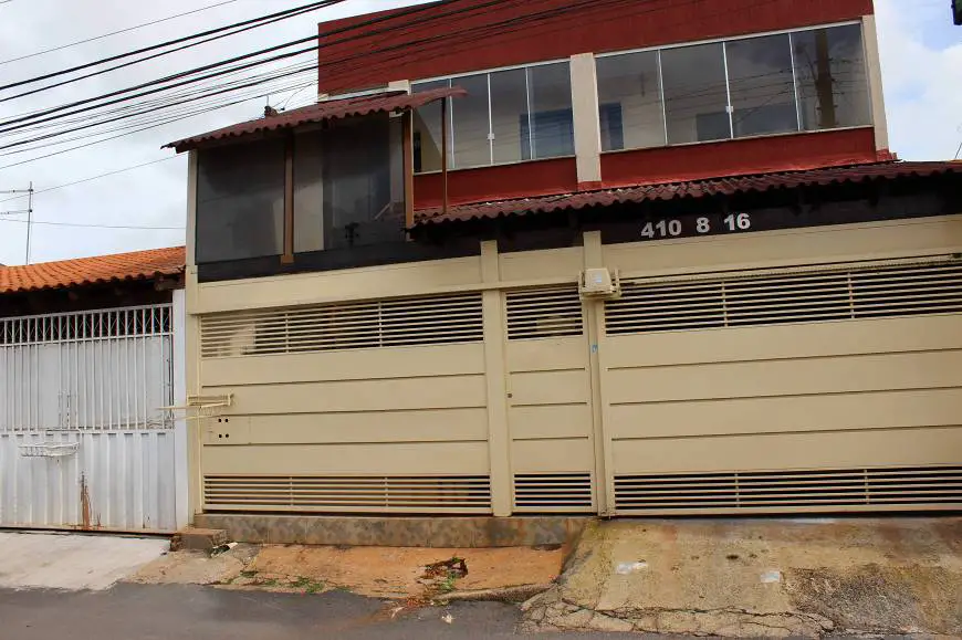 Foto 1 de Sobrado com 5 Quartos à venda, 220m² em Samambaia Norte, Brasília