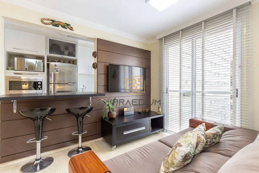 Foto 1 de Apartamento com 2 Quartos à venda, 52m² em Água Verde, Curitiba
