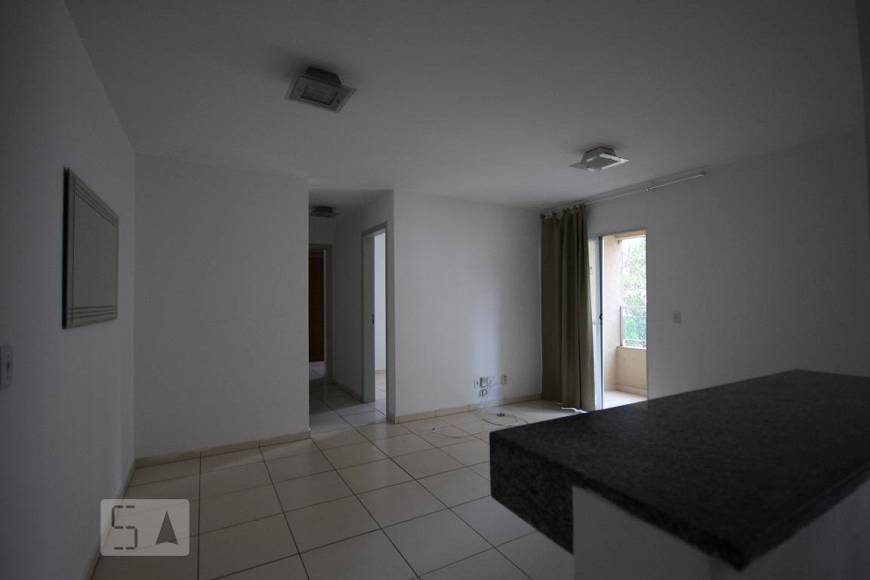 Foto 1 de Apartamento com 2 Quartos para alugar, 64m² em Panamby, São Paulo