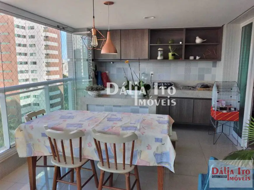Foto 2 de Apartamento com 3 Quartos à venda, 150m² em Caminho Das Árvores, Salvador