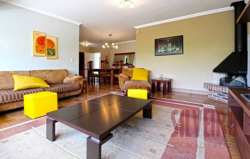 Foto 2 de Apartamento com 3 Quartos para alugar, 150m² em Jardim Botânico, Porto Alegre
