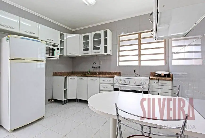 Foto 5 de Apartamento com 3 Quartos para alugar, 150m² em Jardim Botânico, Porto Alegre