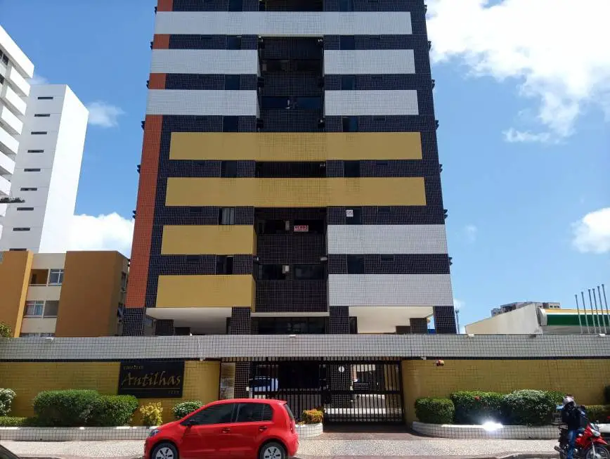 Foto 1 de Apartamento com 3 Quartos à venda, 74m² em Ponta Verde, Maceió