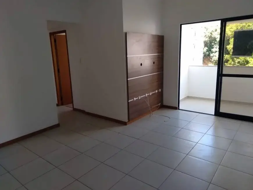 Foto 1 de Apartamento com 3 Quartos para alugar, 90m² em Stiep, Salvador