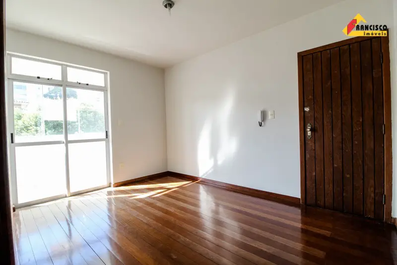 Foto 1 de Apartamento com 3 Quartos para alugar, 161m² em Vila Belo Horizonte, Divinópolis