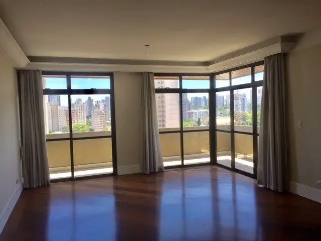 Foto 1 de Apartamento com 4 Quartos para alugar, 250m² em Chácara Santo Antônio, São Paulo