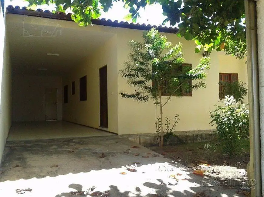 Foto 1 de Casa com 4 Quartos para alugar, 150m² em Santo Antônio, Juazeiro do Norte