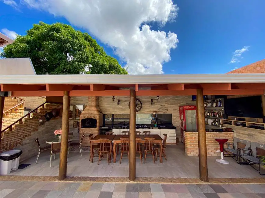 Foto 3 de Casa com 5 Quartos à venda, 370m² em Capim Macio, Natal