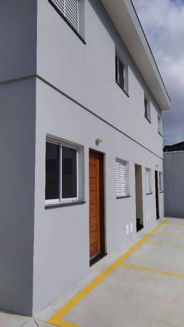 Foto 3 de Casa de Condomínio com 2 Quartos à venda, 46m² em Vera Cruz, São Paulo