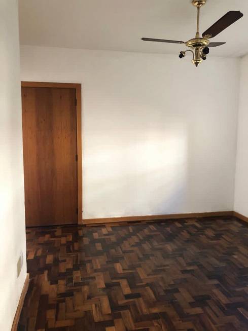 Foto 3 de Apartamento com 1 Quarto à venda, 36m² em Camaquã, Porto Alegre