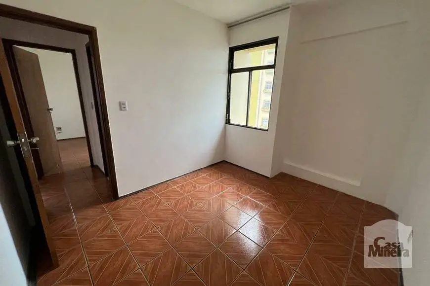Foto 2 de Apartamento com 2 Quartos à venda, 80m² em Jardim América, Belo Horizonte