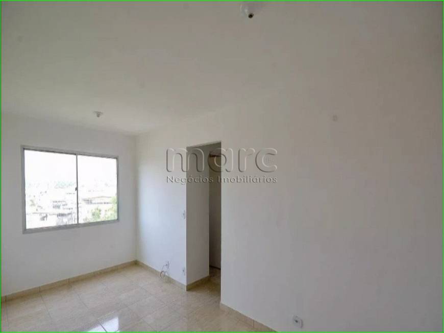 Foto 1 de Apartamento com 2 Quartos à venda, 49m² em Vila Vermelha, São Paulo