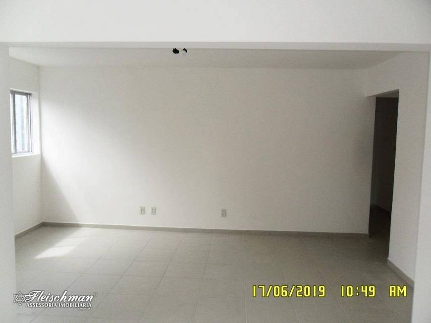 Foto 4 de Apartamento com 3 Quartos para alugar, 125m² em Aflitos, Recife