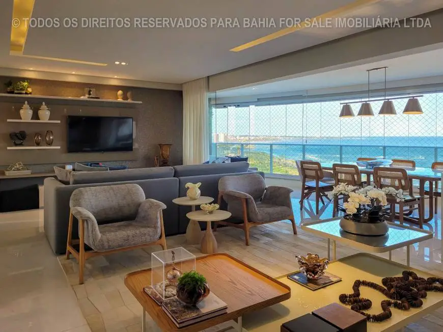 Foto 1 de Apartamento com 3 Quartos para alugar, 200m² em Pituaçu, Salvador