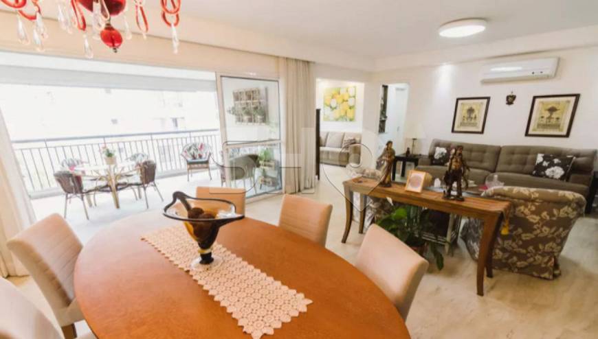 Foto 2 de Apartamento com 3 Quartos à venda, 162m² em Santana, São Paulo