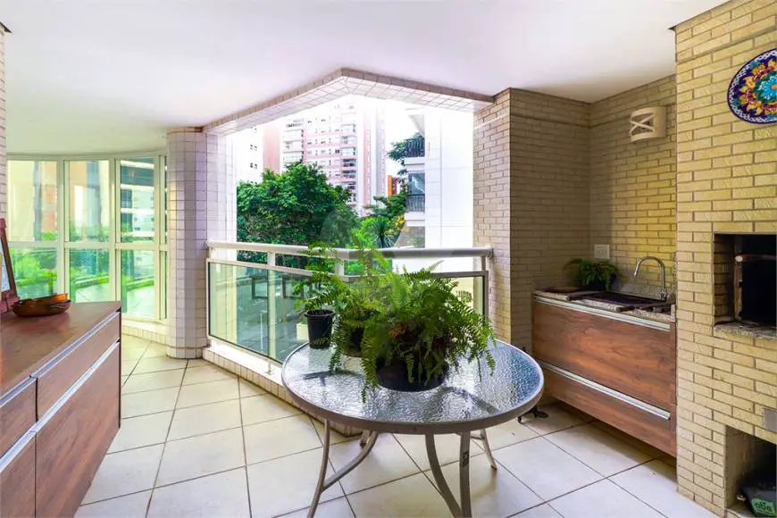 Foto 4 de Apartamento com 4 Quartos para alugar, 366m² em Alto da Lapa, São Paulo