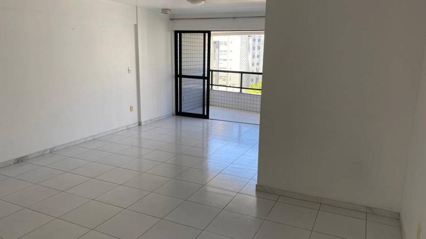 Foto 1 de Apartamento com 4 Quartos para alugar, 154m² em Boa Viagem, Recife