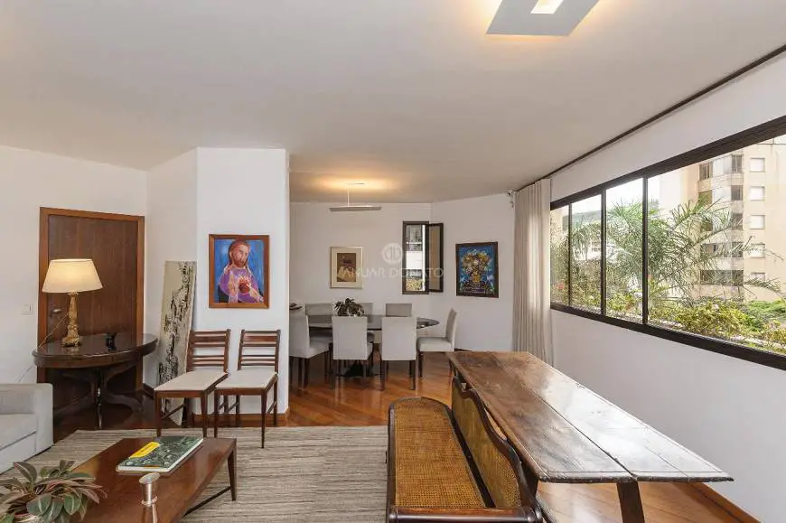 Foto 1 de Apartamento com 4 Quartos à venda, 220m² em Sion, Belo Horizonte