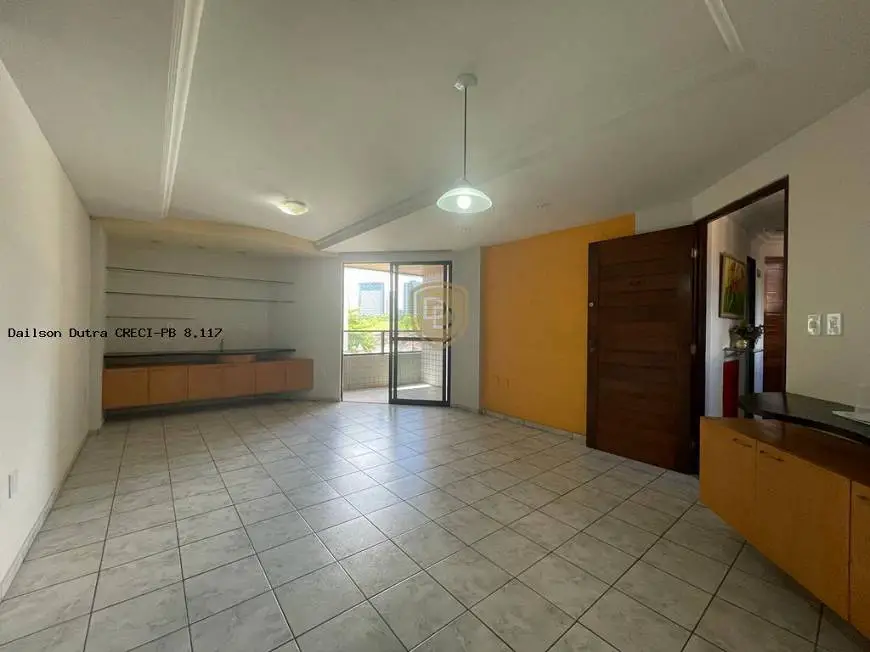 Foto 2 de Apartamento com 4 Quartos à venda, 107m² em Tambaú, João Pessoa