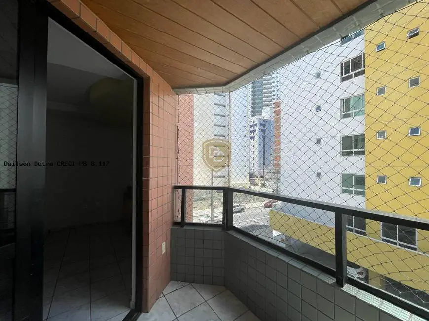 Foto 4 de Apartamento com 4 Quartos à venda, 107m² em Tambaú, João Pessoa