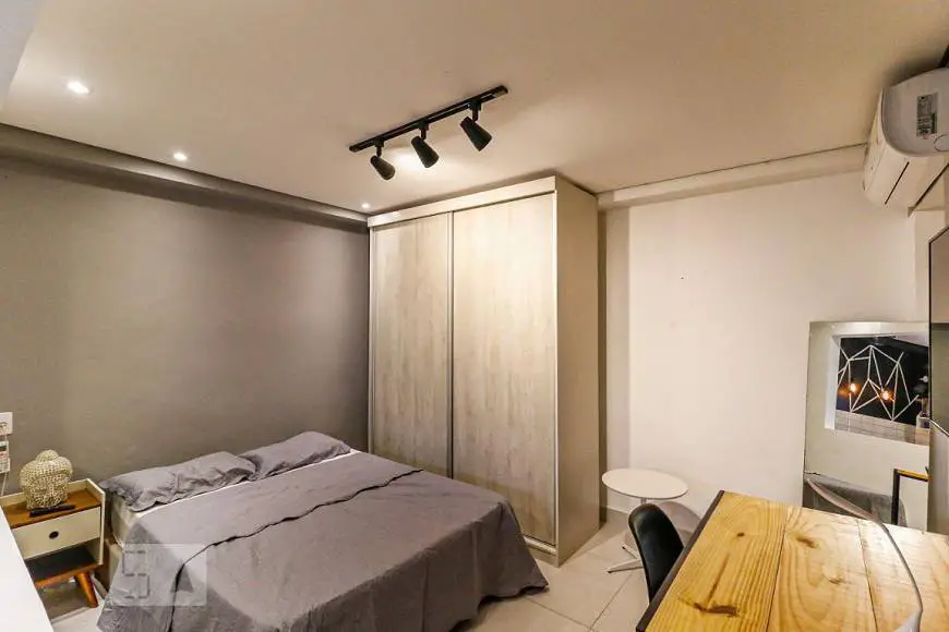 Foto 3 de Casa com 1 Quarto para alugar, 25m² em Campo Belo, São Paulo