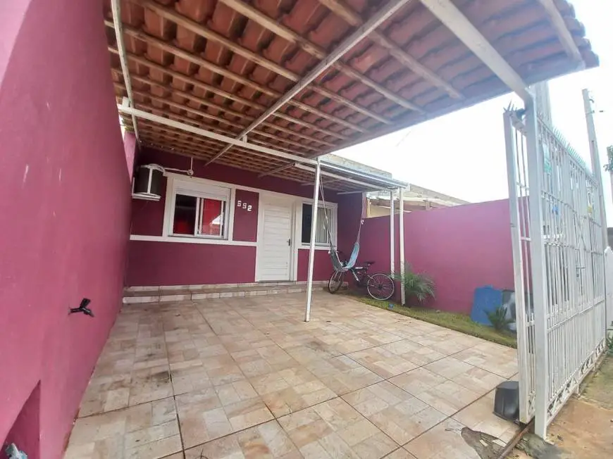 Foto 1 de Casa com 2 Quartos à venda, 44m² em Jardim Betania, Cachoeirinha