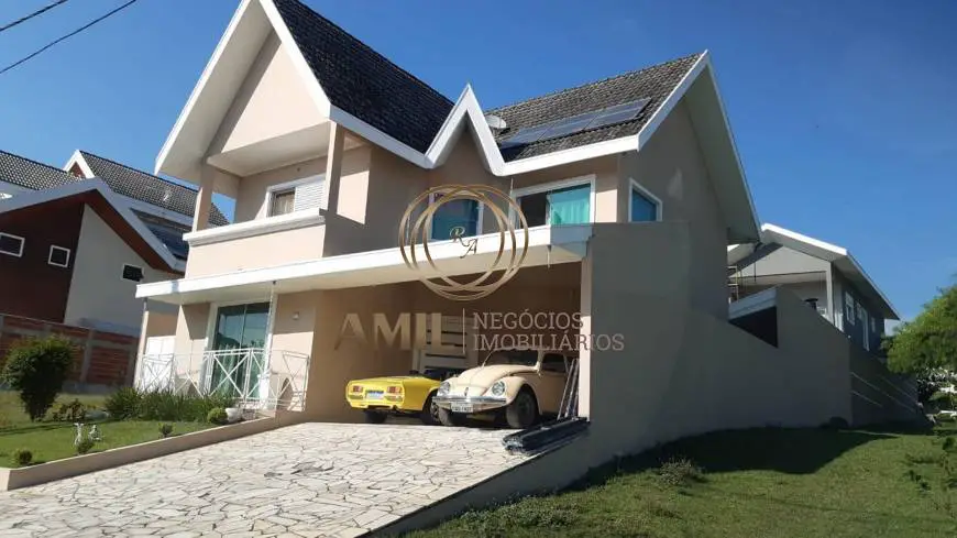 Foto 1 de Casa de Condomínio com 3 Quartos à venda, 300m² em Loteamento Villa Branca, Jacareí
