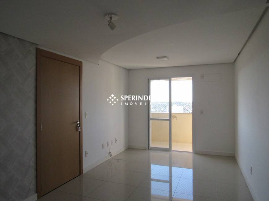 Foto 2 de Apartamento com 2 Quartos para alugar, 65m² em Panazzolo, Caxias do Sul